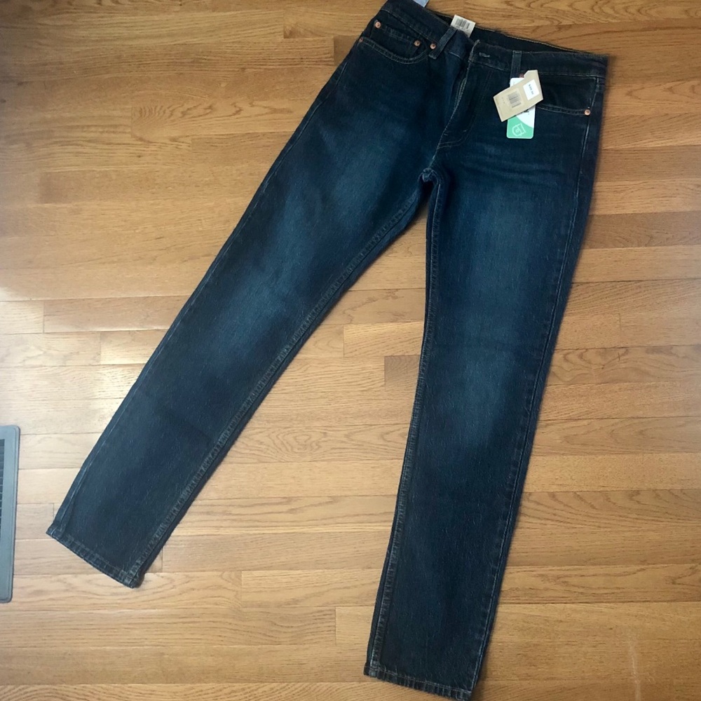 NWT Levi 511 Slim Jeans- Dark Wash